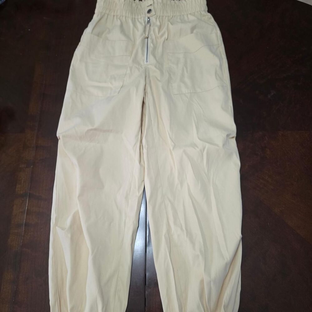 Butter Yellow Cargos - Picture 8 of 8